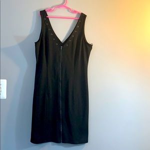 Zip -dress, no torn,used,